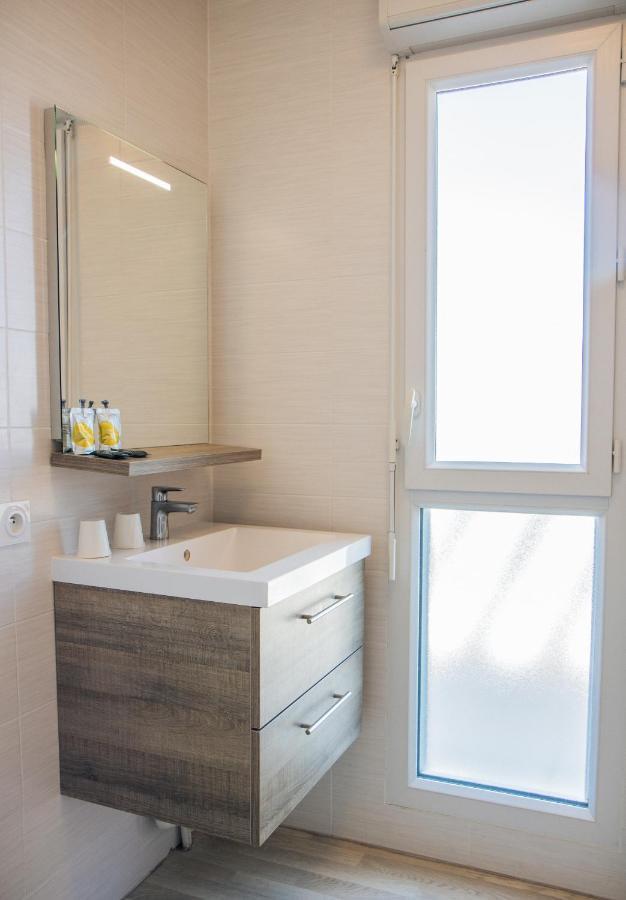 Twenty Business Flats Nimes Trigone 아파트 호텔 외부 사진