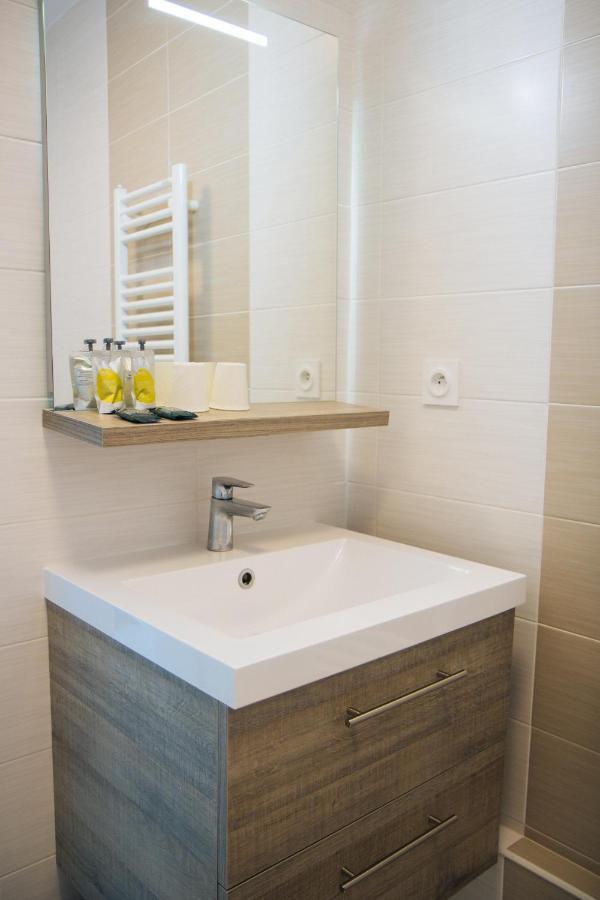 Twenty Business Flats Nimes Trigone 아파트 호텔 외부 사진