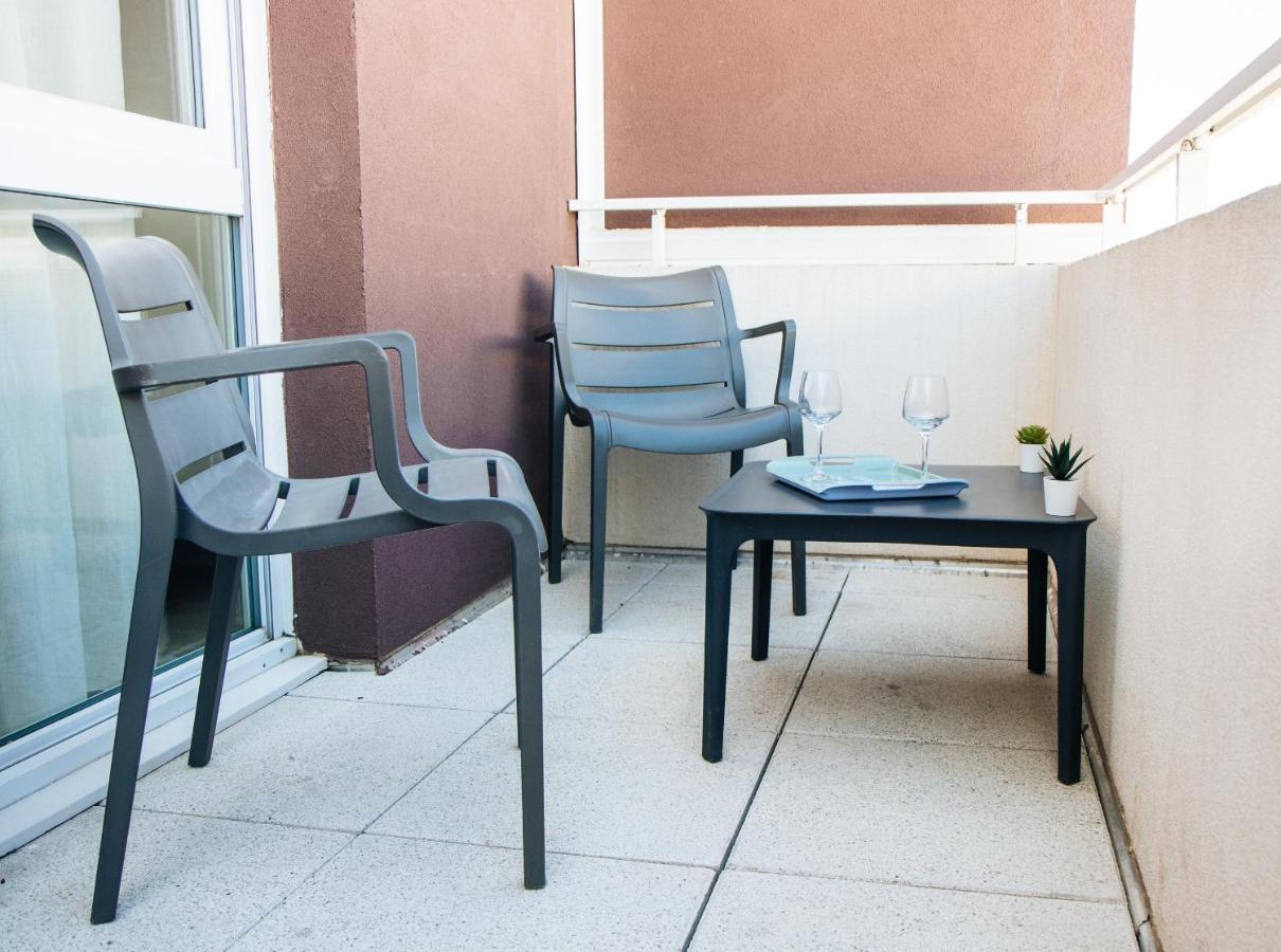 Twenty Business Flats Nimes Trigone 아파트 호텔 외부 사진