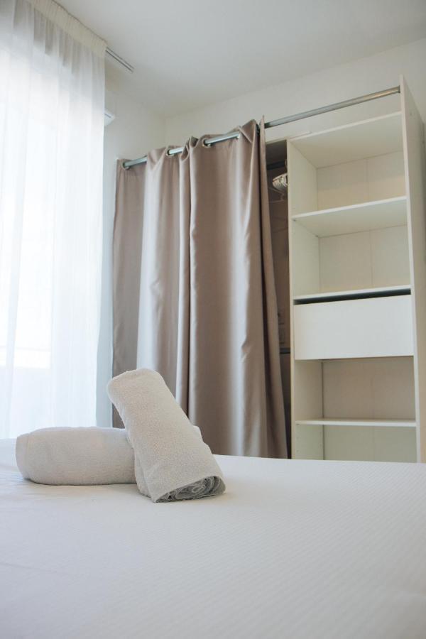 Twenty Business Flats Nimes Trigone 아파트 호텔 외부 사진